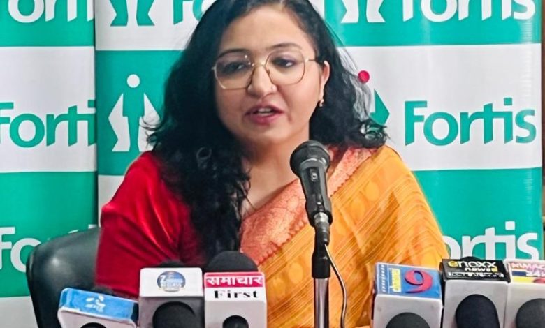 फोर्टिस मोहाली में एडवांस स्टेज ओवरी कैंसर का HIPeC तकनीक से इलाज, मरीज को मिला नया जीवन फोर्टिस मोहाली में एडवांस स्टेज ओवरी कैंसर का HIPeC तकनीक से इलाज, मरीज को मिला नया जीवन