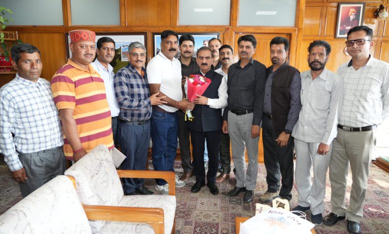 सरकार ड्राइवरों और क्लीनरों की मांगों पर सहानुभूतिपूर्वक विचार करेगी: मुख्यमंत्री सरकार ड्राइवरों और क्लीनरों की मांगों पर सहानुभूतिपूर्वक विचार करेगी: मुख्यमंत्री