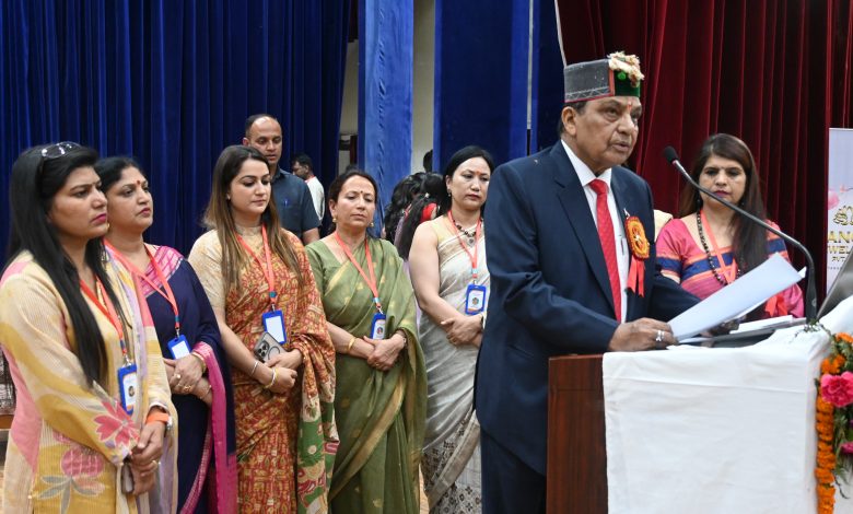 नर्सिंग स्कॉलर सोसाइटी को 51 हजार रुपए देने की घोषणा नर्सिंग स्कॉलर सोसाइटी को 51 हजार रुपए देने की घोषणा