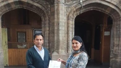 मास्टर लायक राम की छवि पर आंच: लोकगायिका ने 23 साल बाद मांगी सार्वजनिक माफी मास्टर लायक राम की छवि पर आंच: लोकगायिका ने 23 साल बाद मांगी सार्वजनिक माफी