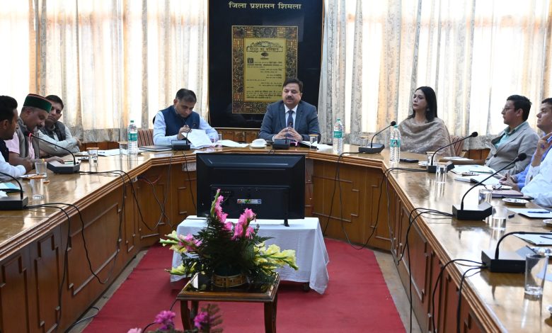 सेब सीजन के सफल एवं सुव्यवस्थित संचालन को लेकर महत्वपूर्ण बैठक सेब सीजन के सफल एवं सुव्यवस्थित संचालन को लेकर महत्वपूर्ण बैठक