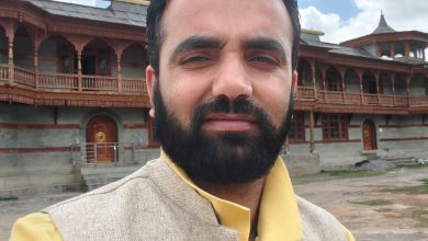 11000 में कैसे चलेगा घर ? — आउटसोर्स कर्मचारियों का सरकार से सवाल 11000 में कैसे चलेगा घर ? — आउटसोर्स कर्मचारियों का सरकार से सवाल