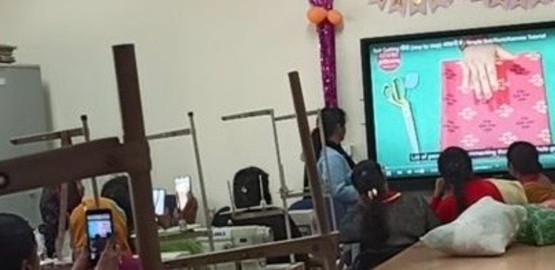 EXCLUSIVE : हिमाचल में 650 महिला सेक्स वर्कर ने पीछे छोड़ी अपनी पुरानी जिंदगी EXCLUSIVE : हिमाचल में 650 महिला सेक्स वर्कर ने पीछे छोड़ी अपनी पुरानी जिंदगी