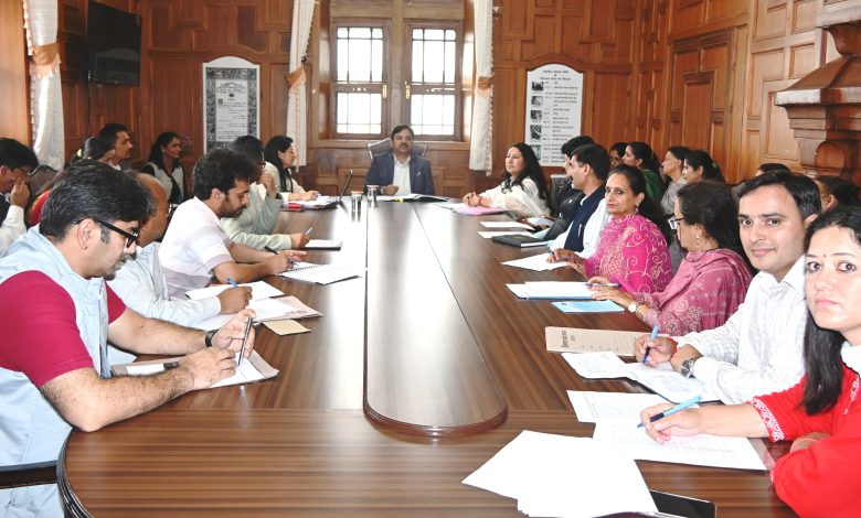 बाल देखभाल संस्थान में रह रहे सभी बच्चों के स्वास्थ्य कार्ड बनाए जाएंगे बाल देखभाल संस्थान में रह रहे सभी बच्चों के स्वास्थ्य कार्ड बनाए जाएंगे