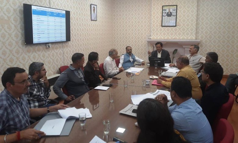 सभी विभागों एवं उपायुक्तों से उपलब्ध भूमि का डाटाबेस तैयार करने को भी कहा सभी विभागों एवं उपायुक्तों से उपलब्ध भूमि का डाटाबेस तैयार करने को भी कहा