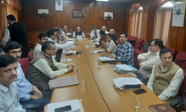 सटीक डेटा एकत्रित करने के लिए सघन सेंसर लगाने की आवश्यकता  बल सटीक डेटा एकत्रित करने के लिए सघन सेंसर लगाने की आवश्यकता  बल