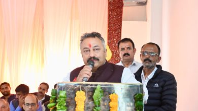 शिक्षा मंत्री रोहित ठाकुर ने नावर में सेब ग्रेडिंग-पैकिंग हाउस का किया उद्घाटन