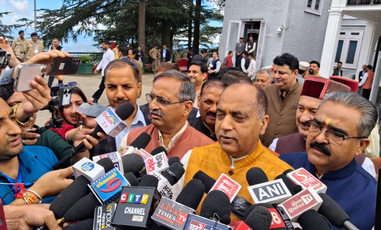 मुख्यमंत्री के जवाब से साफ है कि वह कर्मचारियों को डीएनहीं देना चाहते हैं  : जयराम ठाकुर