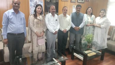 कर्नल (डा.) संजय शांडिल एवं श्रीमती पूनम शांडिल का आईसीएआर–मशरूम अनुसंधान निदेशालय, चम्बाघाट, सोलन का दौरा