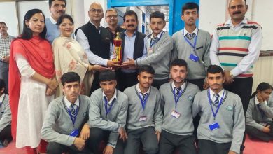 कबड्डी प्रतियोगिता में राजकीय आदर्श वरिष्ठ माध्यमिक विद्यालय मशोबरा ने किया प्रथम स्थान झटका