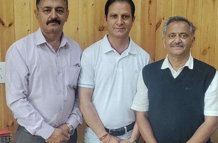 Upgrading the posts of MLT Gr 1 atleast up to 20 percent on the analogy of other categories Upgrading the posts of MLT Gr 1 atleast up to 20 percent on the analogy of other categories