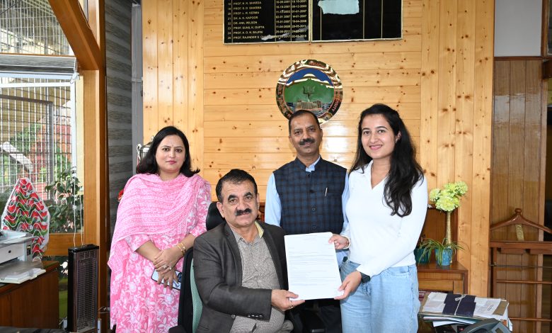 सिंगापुर में अंतर्राष्ट्रीय कांफ्रेंस में हिमाचल की बेटी करेगी शोधपत्र प्रस्तुति सिंगापुर में अंतर्राष्ट्रीय कांफ्रेंस में हिमाचल की बेटी करेगी शोधपत्र प्रस्तुति