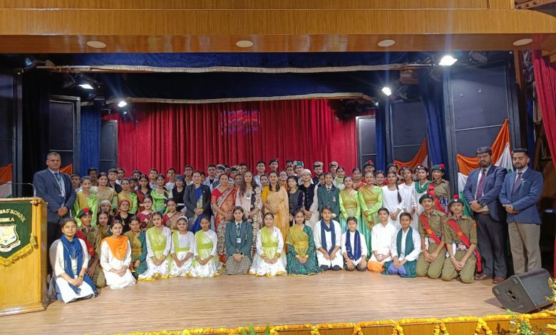 शिमला के सेंट थॉमस विद्यालय में हर्षोल्लास से मनाया गया स्वतंत्रता दिवस