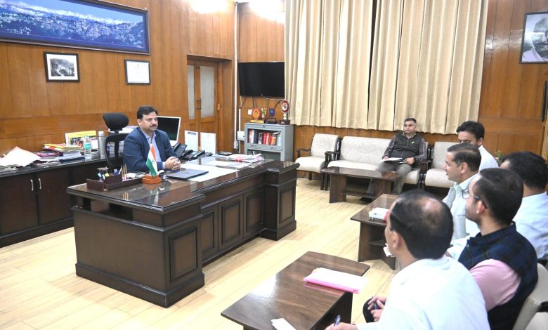 ख़ास खबर: “ई-टैक्सी से जुड़ेगा रोजगार का नया सफर, 2 आवेदन हुए अनुमोदित” ख़ास खबर: “ई-टैक्सी से जुड़ेगा रोजगार का नया सफर, 2 आवेदन हुए अनुमोदित”