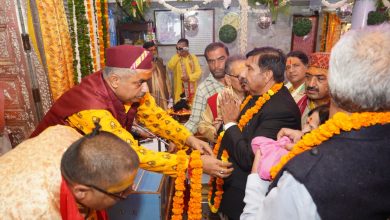 शिमला गंज बाजार श्री राधा कृष्ण मंदिर में जन्माष्टमी उत्सव, उप मुख्यमंत्री ने किए दर्शन शिमला गंज बाजार श्री राधा कृष्ण मंदिर में जन्माष्टमी उत्सव, उप मुख्यमंत्री ने किए दर्शन