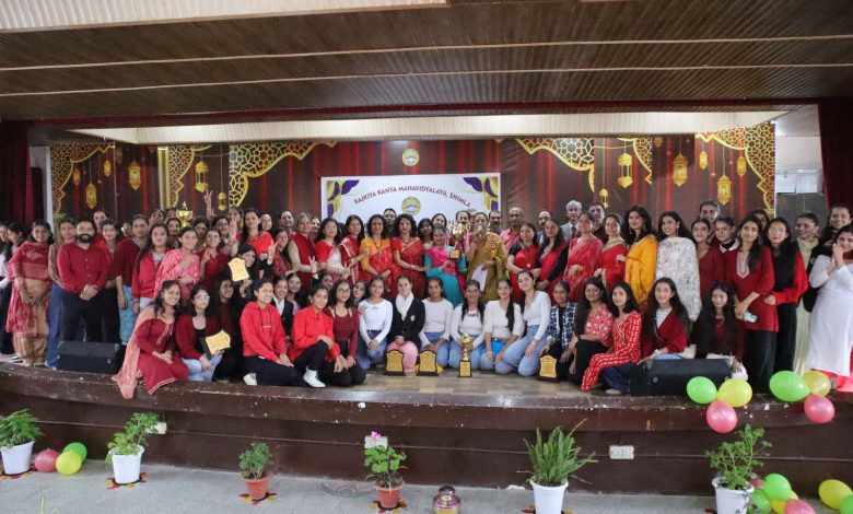 कला संकाय ने जीती ओवरऑल ट्रॉफी, कन्या महाविद्यालय शिमला में चमका छात्राओं का हुनर