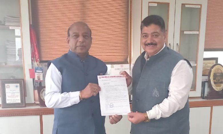 कर्नल डॉ. संजय शांडिल की महाराजा अग्रसेन विश्वविद्यालय, बद्दी में प्रोफेसर इन प्रैक्टिस के रूप में नियुक्ति! कर्नल डॉ. संजय शांडिल की महाराजा अग्रसेन विश्वविद्यालय, बद्दी में प्रोफेसर इन प्रैक्टिस के रूप में नियुक्ति!