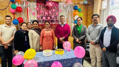 विशेष रूप से सक्षम कर्मचारी सुश्री चंपा देवी के सम्मान में जन्मोत्सव समारोह