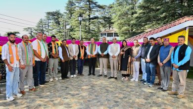 मुख्यमंत्री पूर्व सरकार और अपने मंत्रियों पर सवाल उठाने की बजाय अपनी जिम्मेदारी निभाएं : जय राम ठाकुर