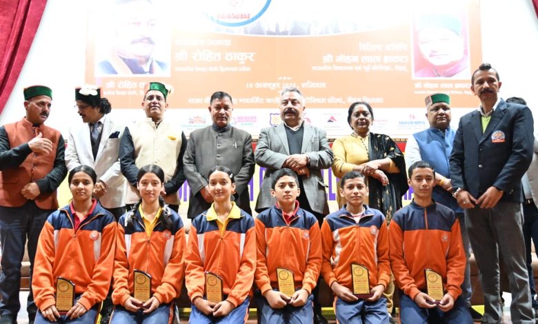 500 पद असिस्टेंट प्रोफेसर के कमीशन के माध्यम से शीघ्र भरे जायेंगे 500 पद असिस्टेंट प्रोफेसर के कमीशन के माध्यम से शीघ्र भरे जायेंगे