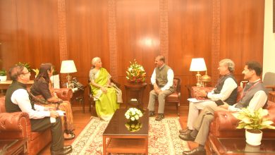 मुख्यमंत्री ने केन्द्रीय वित्त मंत्री से इस वित्त वर्ष की शेष अवधि के लिए ऋण सीमा में दो प्रतिशत वृद्धि का किया आग्रह मुख्यमंत्री ने केन्द्रीय वित्त मंत्री से इस वित्त वर्ष की शेष अवधि के लिए ऋण सीमा में दो प्रतिशत वृद्धि का किया आग्रह