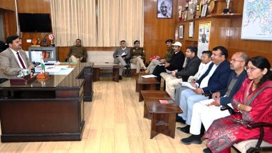 ख़ास खबर: बच्चों की सुरक्षा अब और पक्की — स्कूल गार्ड व ट्रैफिक इंचार्ज होंगे सड़क सुरक्षा के सिपाही ख़ास खबर: बच्चों की सुरक्षा अब और पक्की — स्कूल गार्ड व ट्रैफिक इंचार्ज होंगे सड़क सुरक्षा के सिपाही