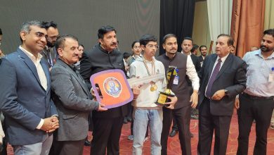 विद्यापीठ हिलग्रोव स्कूल का छात्र अक्षत ठाकुर बना “ब्रेन ऑफ हिमाचल 2025”, जीती चमचमाती कार विद्यापीठ हिलग्रोव स्कूल का छात्र अक्षत ठाकुर बना “ब्रेन ऑफ हिमाचल 2025”, जीती चमचमाती कार