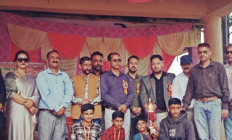 वॉलीबॉल का खिताब नौहराधार के नाम वॉलीबॉल का खिताब नौहराधार के नाम