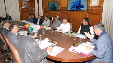 हिमाचल मंत्रिमंडल के अहम फैसले : 1000 टैक्सियाँ होंगी इलेक्ट्रिक, एसपीओ और शिक्षकों का मानदेय बढ़ा हिमाचल मंत्रिमंडल के अहम फैसले : 1000 टैक्सियाँ होंगी इलेक्ट्रिक, एसपीओ और शिक्षकों का मानदेय बढ़ा