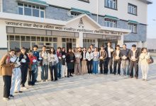 जवाहरलाल नेहरू फाइन आर्ट्स कॉलेज में लिप्पन कला कार्यशाला का सफल आयोजन जवाहरलाल नेहरू फाइन आर्ट्स कॉलेज में लिप्पन कला कार्यशाला का सफल आयोजन