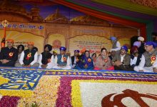 श्री गुरु तेग बहादुर जी के 350वें शहीदी दिवस पर राज्यपाल ने श्रद्धांजलि अर्पित की