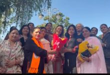 भारतीय जनता पार्टी महिला मोर्चा की प्रदेश अध्यक्षा डेजी ठाकुर ने की मंडी में परिचय बैठक, संगठनात्मक गतिविधियों को मजबूत करने का किया मागदर्शन भारतीय जनता पार्टी महिला मोर्चा की प्रदेश अध्यक्षा डेजी ठाकुर ने की मंडी में परिचय बैठक, संगठनात्मक गतिविधियों को मजबूत करने का किया मागदर्शन