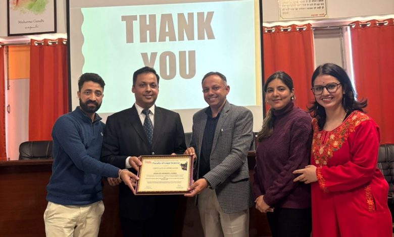 शूलिनी विश्वविद्यालय में कराधान कानूनों की व्यावहारिक समझ पर कार्यशाला का आयोजन