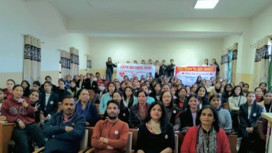 आरकेएमवी की छात्राओं में जागी सेवा भावना — डॉ. किमी सूद ने सिखाया प्राथमिक उपचार का महत्व आरकेएमवी की छात्राओं में जागी सेवा भावना — डॉ. किमी सूद ने सिखाया प्राथमिक उपचार का महत्व