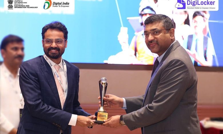डिजिलॉकर पर नागरिक-केंद्रित सेवाओं के एकीकरण के लिए हिमाचल प्रदेश को ‘पीपल फर्स्ट इंटीग्रेशन अवार्ड’ से सम्मानित किया गया डिजिलॉकर पर नागरिक-केंद्रित सेवाओं के एकीकरण के लिए हिमाचल प्रदेश को ‘पीपल फर्स्ट इंटीग्रेशन अवार्ड’ से सम्मानित किया गया