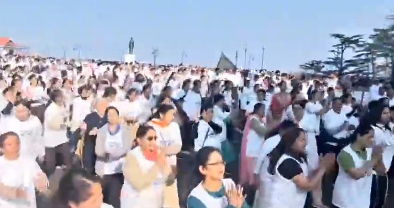 युवाओं ने दौड़ लगाकर दिया साईं प्रेम और शांति का संदेश