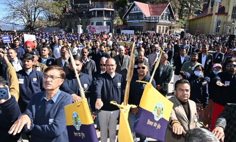 चिट्टे के सौदागरो अगर तुम नहीं सुधरे तो हिमाचल तुम्हें नाम, निशान और नेटवर्क सहित मिटा देगा चिट्टे के सौदागरो अगर तुम नहीं सुधरे तो हिमाचल तुम्हें नाम, निशान और नेटवर्क सहित मिटा देगा