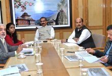 मुख्यमंत्री ने पीजी कर रहे आयुष डॉक्टरों को शत-प्रतिशत वेतन देने के निर्देश दिए मुख्यमंत्री ने पीजी कर रहे आयुष डॉक्टरों को शत-प्रतिशत वेतन देने के निर्देश दिए