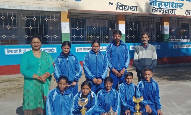 नौहराधार के आठ विद्यार्थियों ने लिया राज्य खेलों में लिया भाग