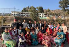 ऐतिहासिक रहा वरिष्ठ सहायक सुनीता चौहान की सेवानिवृति का समारोह ऐतिहासिक रहा वरिष्ठ सहायक सुनीता चौहान की सेवानिवृति का समारोह