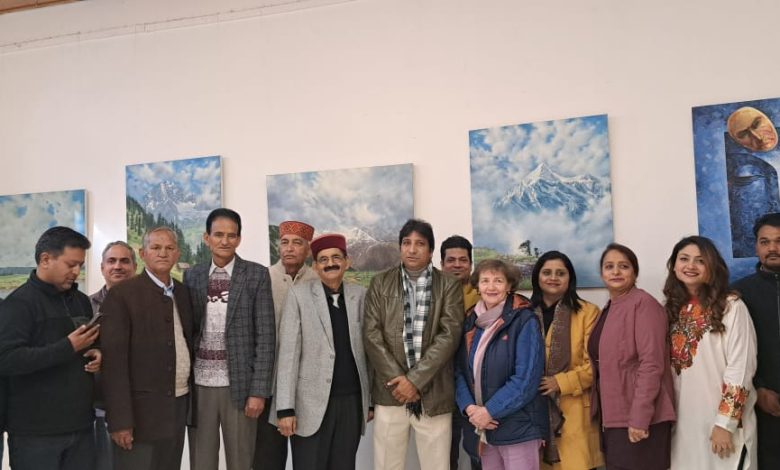 नग्गर के रौरिक मेमोरियल ट्रस्ट में चार कलाकारों की अंतर्राष्ट्रीय कला प्रदर्शनी