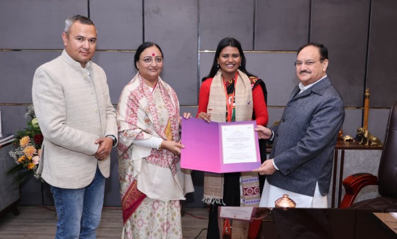 राष्ट्रीय पुरस्कार 2025’ से सम्मानित डॉ. श्रुति मोरे भारद्वाज ने केंद्रीय स्वास्थ्य मंत्री जे.पी. नड्डा से की मुलाकात; हिमाचल और देश में स्वास्थ्य सेवाओं के विस्तार पर की चर्चा राष्ट्रीय पुरस्कार 2025’ से सम्मानित डॉ. श्रुति मोरे भारद्वाज ने केंद्रीय स्वास्थ्य मंत्री जे.पी. नड्डा से की मुलाकात; हिमाचल और देश में स्वास्थ्य सेवाओं के विस्तार पर की चर्चा