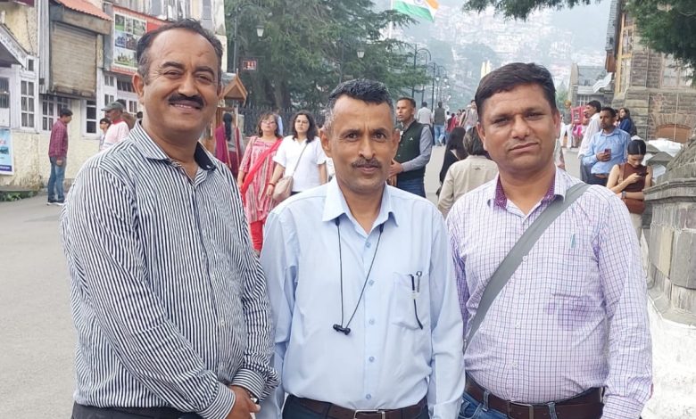 पीटीए की तर्ज पर एक मुश्त नियमित किए जाए एस एम सी अध्यापक