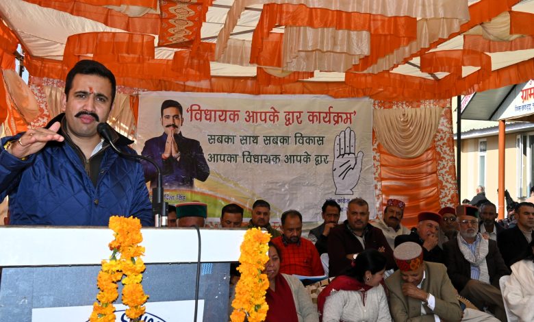 पंचायतों को एकरूप डिजाइन और आधुनिक सुविधाओं से किया जा रहा सुदृढ़: विक्रमादित्य सिंह