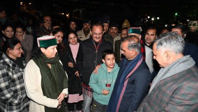 नववर्ष की पूर्व संध्या पर मुख्यमंत्री ने माल रोड और रिज का किया भ्रमण