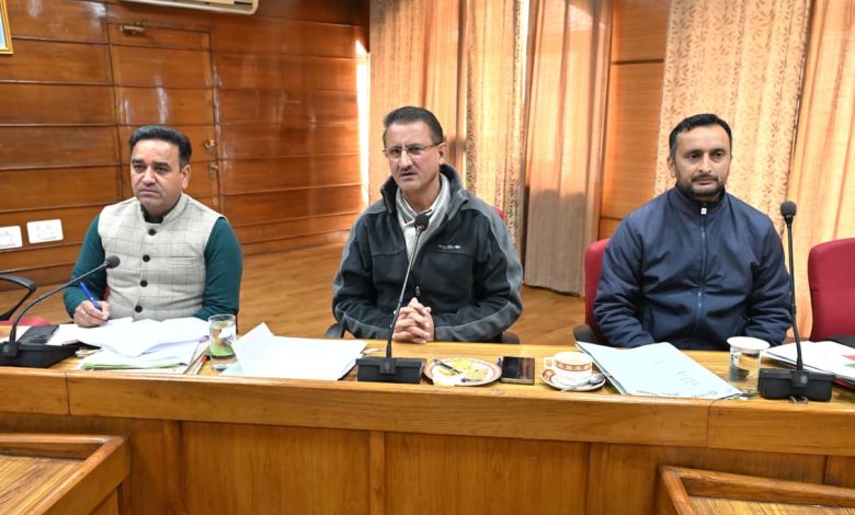 रोस्टर और बैकलॉग रिक्तियों के मुद्दे शीघ्र हल करें: निदेशक