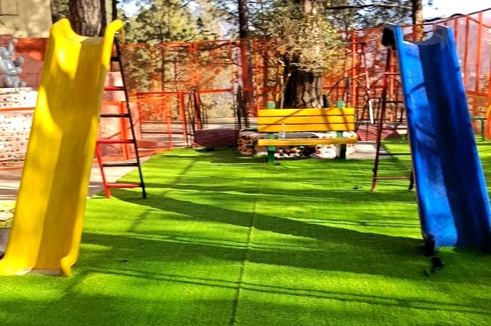 15 वर्ष बाद 20 लाख से चमका पार्क, बच्चों के लिए नए झूले