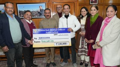 सुख आश्रय कोष और मुख्यमंत्री राहत कोष में अंशदान