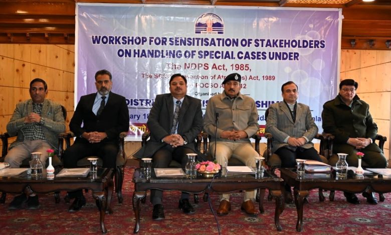 Asar ALERT: कई लड़के सेनेटरी पैड को उबालकर उसका पानी नशे के रूप में इस्तेमाल कर रहे: डॉ भाटिया