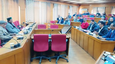 राजस्व मंत्री ने जल विद्युुत परियोजनाओं के प्रतिनिधियों के साथ बैठक की राजस्व मंत्री ने जल विद्युुत परियोजनाओं के प्रतिनिधियों के साथ बैठक की